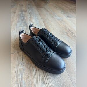 Christian Louboutin Mens Louis Junior Flat Black Leather Low Top Sneakers 44 Men